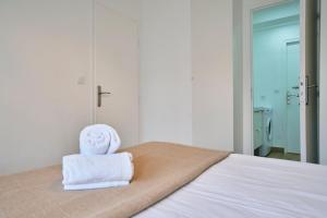 Appartements 2 bedroom apartment w/ courtyard at Croise Laroche : photos des chambres