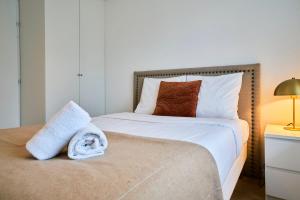 Appartements 2 bedroom apartment w/ courtyard at Croise Laroche : photos des chambres