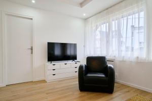 Appartements 2 bedroom apartment w/ courtyard at Croise Laroche : photos des chambres
