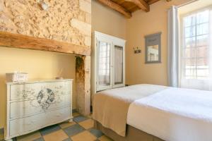 Hotels La Roseraie Hotel Restaurant : photos des chambres