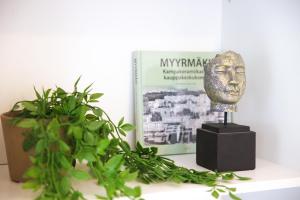 New 3-Bed Apartment & Free Garage parking