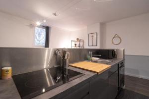 Apartment near the train station ouigo TGV