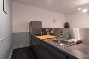 Apartment near the train station ouigo TGV