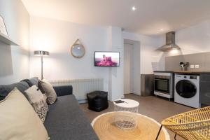 Tourcoing equipped apartment with terrace