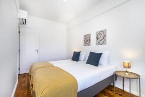 WHome Peaceful Algés Family Home away from City Noise