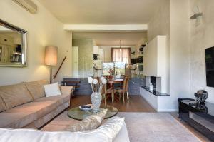 Sunny Finca just 10 Meters to the Sea