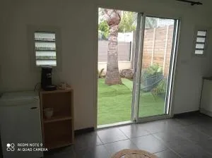 loue bungalow climatisé proche lagon - A. Dubuisson