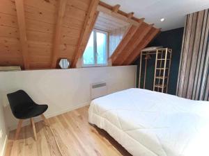 Les trois chalets - jardin terrasse 7 personnes - Saint Mamet Luchon : Chalet 3 Chambres