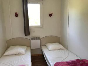 Le Domaine du Scorff - hébergements insolites chalets 4 à 6 personnes et roulottes