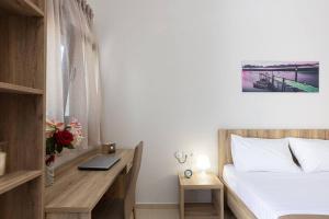 Nafsika apt., next to the beach!