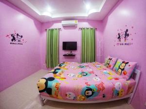 Blue house pool villa