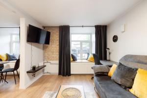 Newly Refurbished Lukiskiu Square Apartment by Reside Baltic