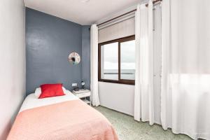 Casa Triana by Huskalia