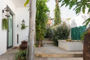 Altanure Almatere - Food Forest Boutique Stay