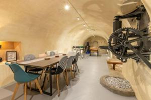 Maisons de vacances Le Troglogite Mignon - Maison et Jardin : photos des chambres