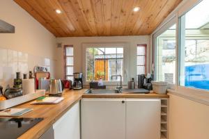 Maisons de vacances Le Troglogite Mignon - Maison et Jardin : photos des chambres