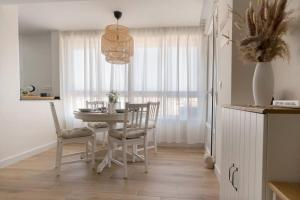 Maikran Collection Campello Beachside Apartment