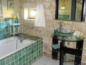 B&B / Chambres d'hotes Le Clos de Ligre : Chambre Double - Vue sur Jardin