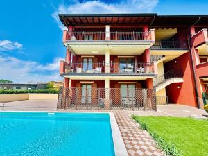 Twins Apartment - 200m dal Lago di Garda con Piscina