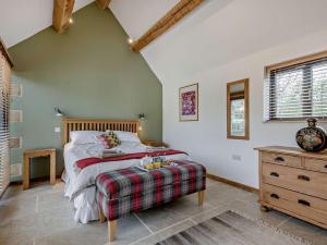 1 bed property in Lechlade 31912