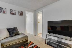 Space Base Near Airport BBQ Game Room