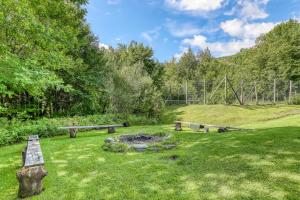 Cozy Mountainside Condo