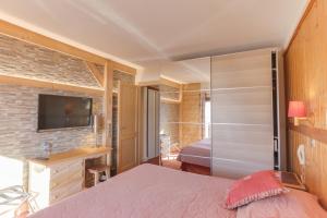 Hotels Le Castillan : photos des chambres