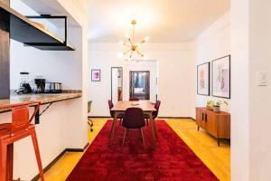 NEW Amsterdam St Condo Parque Mexico 5-min Walk