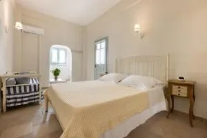 Monachofolitses - Kímolos