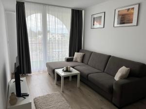 Zoe Apartman