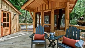 The Elm in Treehouse Grove at Norton Creek