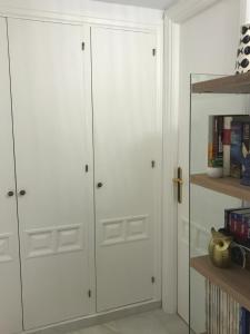 Habitación deluxe con baño privado en Atalaya Apartagolf, Estepona