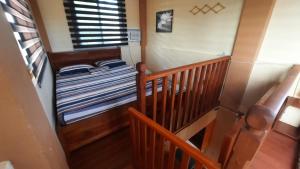 LS Resthouse - Loft studio with pool and garden access