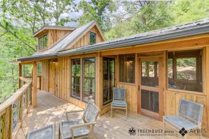 The Cottonwood in Treehouse Grove at Norton Creek