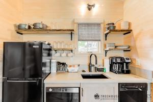 The Green Ash in Treehouse Grove at Norton Creek