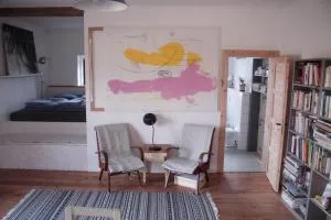 Statek uprostřed divoké zahrady - Cunkov