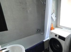 Suite in imperial design, central location