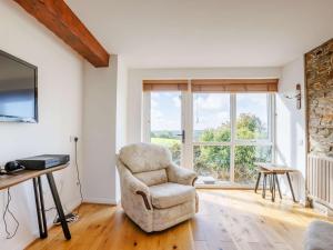 5 Bed in Widemouth Bay 89900
