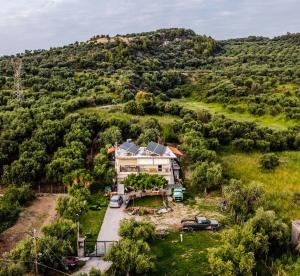 YourSpot Project - shared countryhouse - private rooms - West Peloponnese