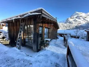 Out of the Box - Feutersoey