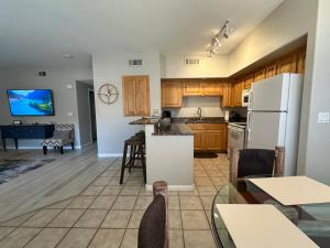 Golfer’s Oasis Condominium at Hawk Ridge