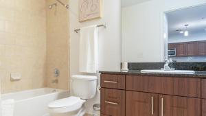 Landing Modern Apartment with Amazing Amenities (ID8615X10)