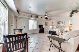 4 Mi to San Tan Mtn Trails Arizona Studio!