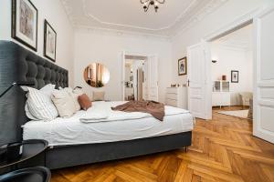 Luxurious two-bedroom in the Old Town