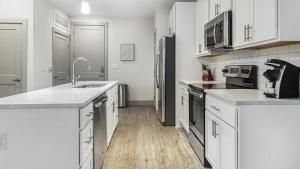 Landing Modern Apartment with Amazing Amenities (ID1374X218)