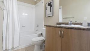 Landing Modern Apartment with Amazing Amenities (ID1182X751)