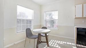 Landing Modern Apartment with Amazing Amenities (ID1182X417)