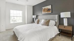 Landing Modern Apartment with Amazing Amenities (ID1182X417)