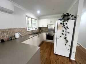 Oasis on The Park by Book Jervis Bay