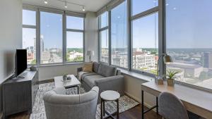 Landing Modern Apartment with Amazing Amenities (ID8808X27)
